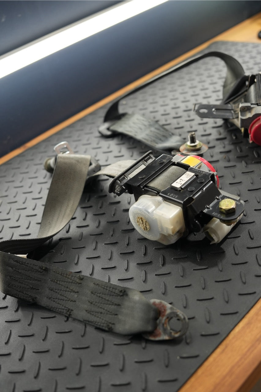 NB Mx-5 Seatbelts