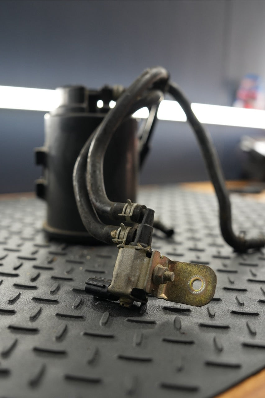 Mx5 Charcoal canister with lines and sensor