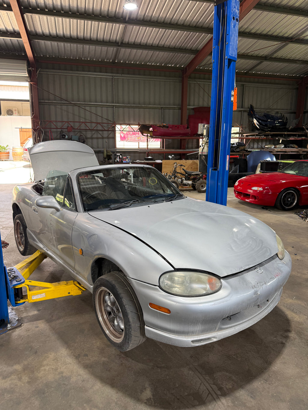 Wrecking NB8A Mazda Mx-5