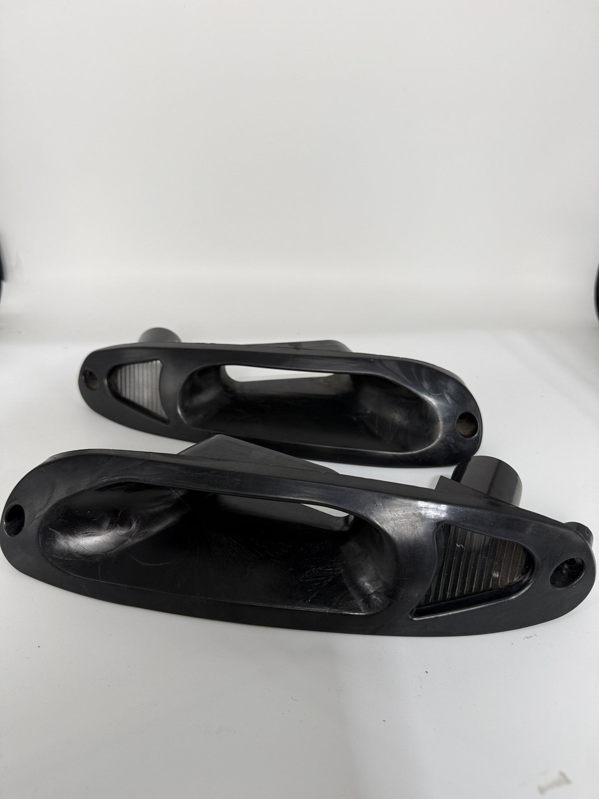 Mazda MX-5 NA Front Turn Signal Intake Housings – Pair, Brand New