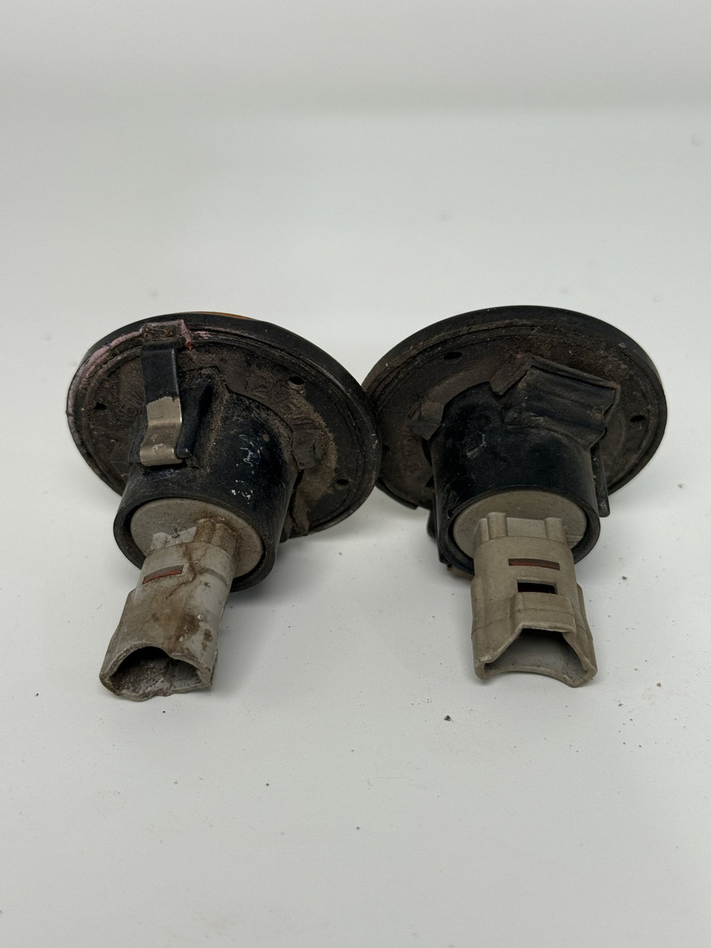 Mazda MX-5 Orange Side Indicators – Pair with Plugs