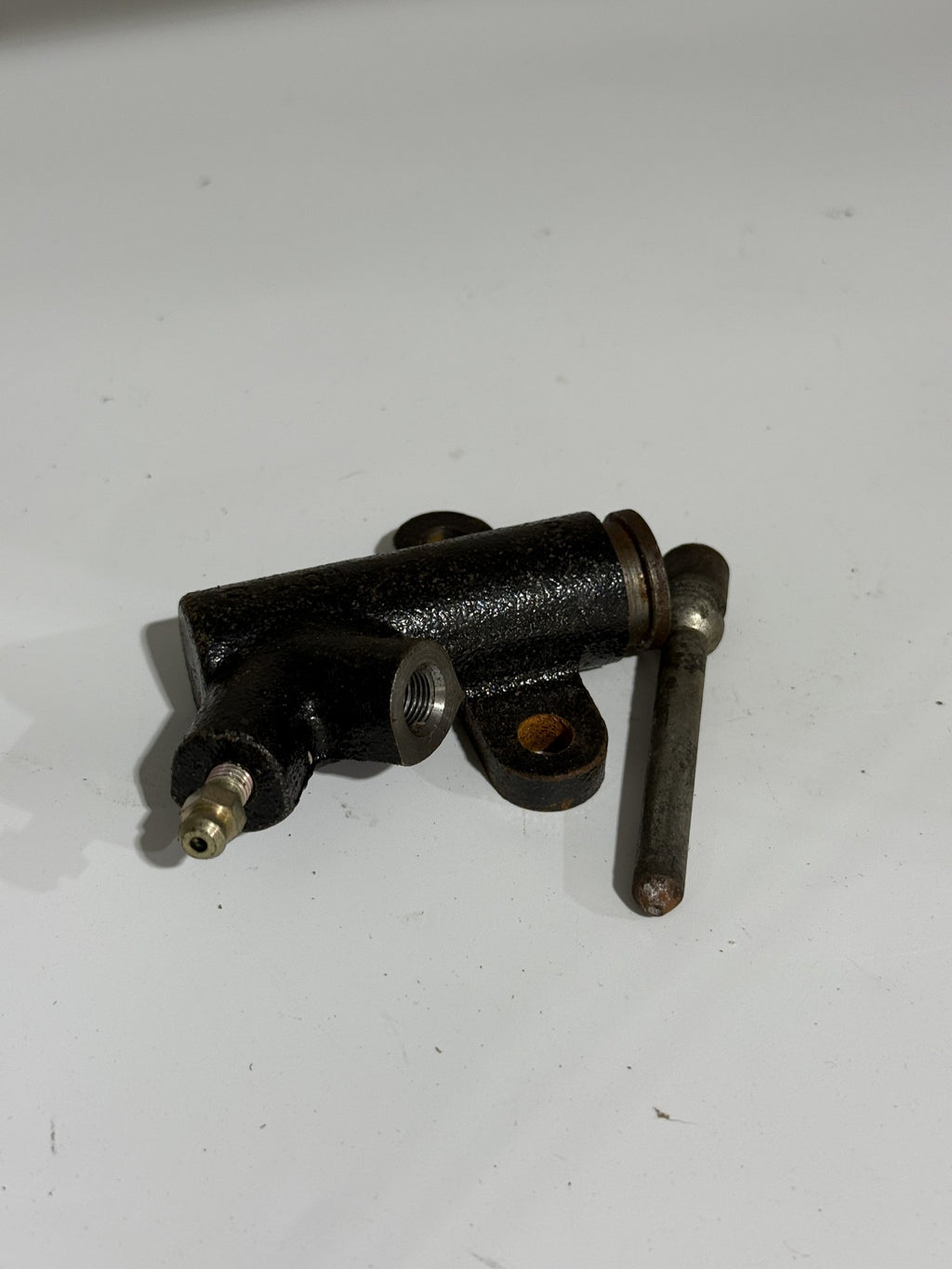 Mazda MX-5 Clutch Slave Cylinder – New Old Stock