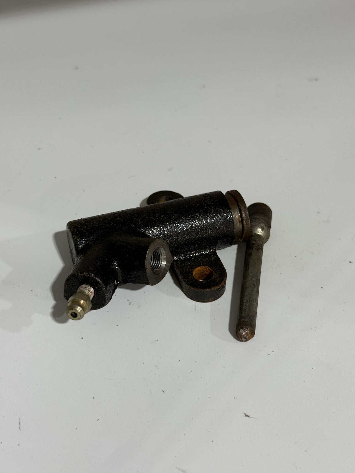 Mazda MX-5 Clutch Slave Cylinder – New Old Stock