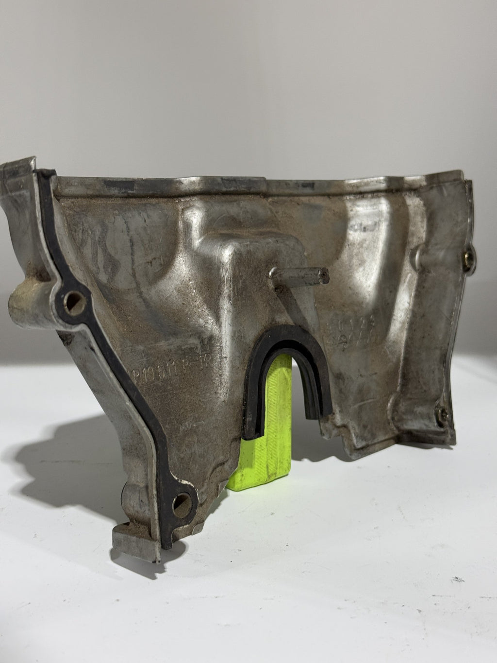 1.6 Front Timing Cover – Genuine for Mazda MX-5 NA6 1989–1993 – MX00068 photo 2