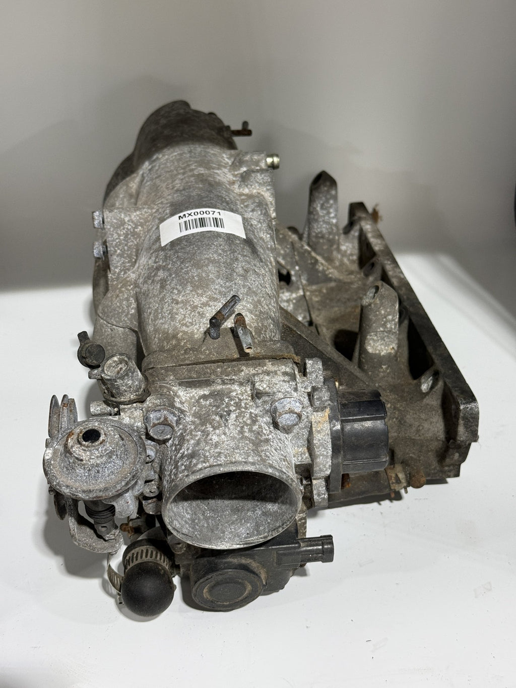 1.6 Intake Manifold with Throttle Body for Mazda MX-5 NA6 1989–1993 – MX00071 photo 1