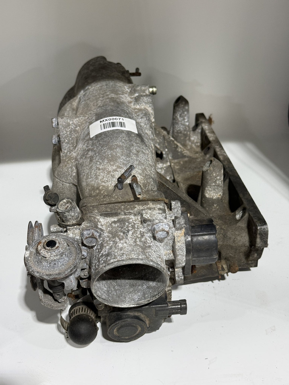 1.6 Intake Manifold with Throttle Body for Mazda MX-5 NA6 1989–1993 – MX00071 photo 1