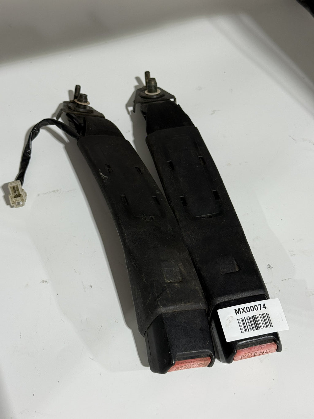 Seatbelt Buckles (Pair) for Mazda MX-5 NA 1989–1997 – MX00074 photo 1