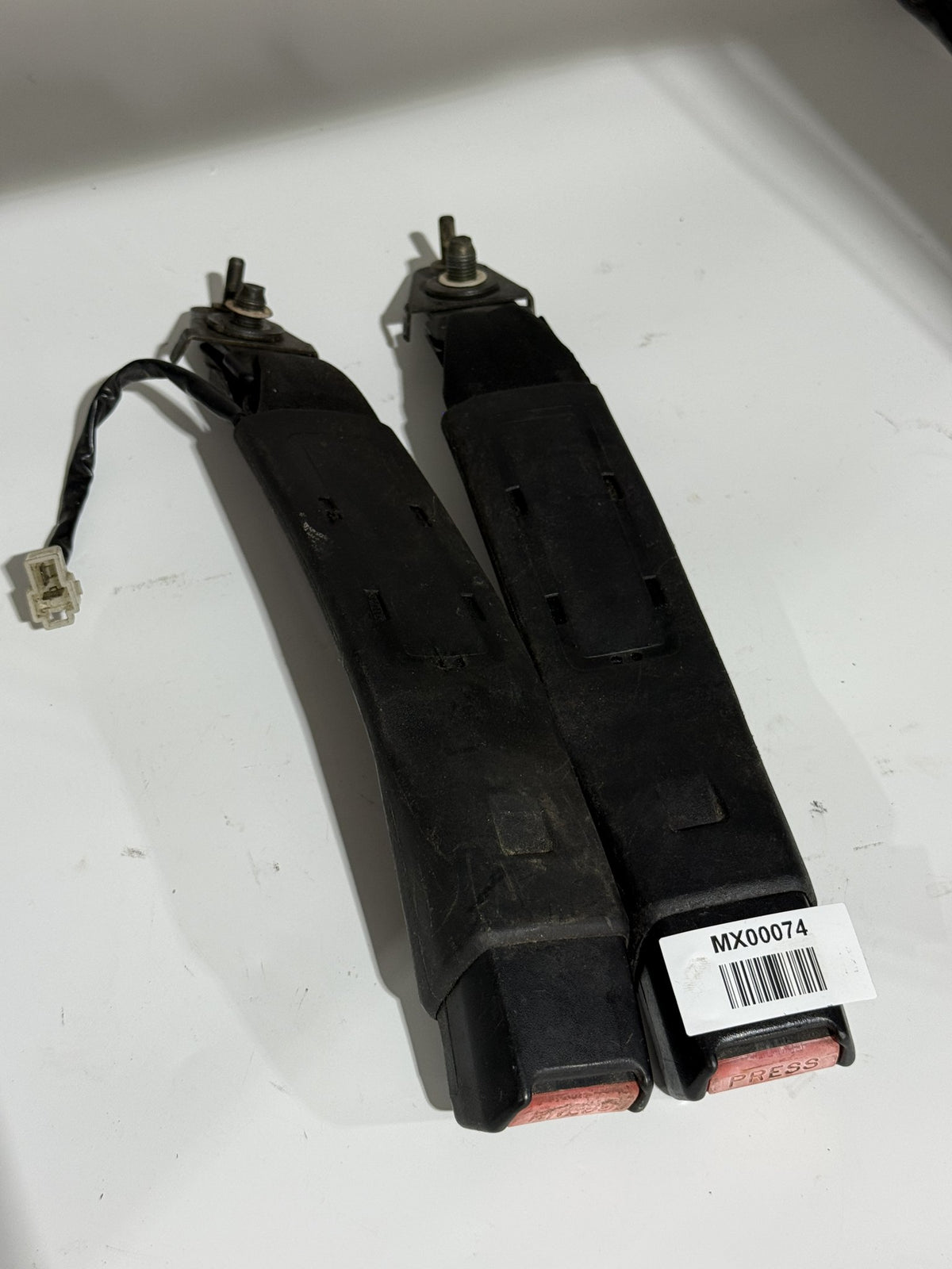 Seatbelt Buckles (Pair) for Mazda MX-5 NA 1989–1997 – MX00074 photo 1