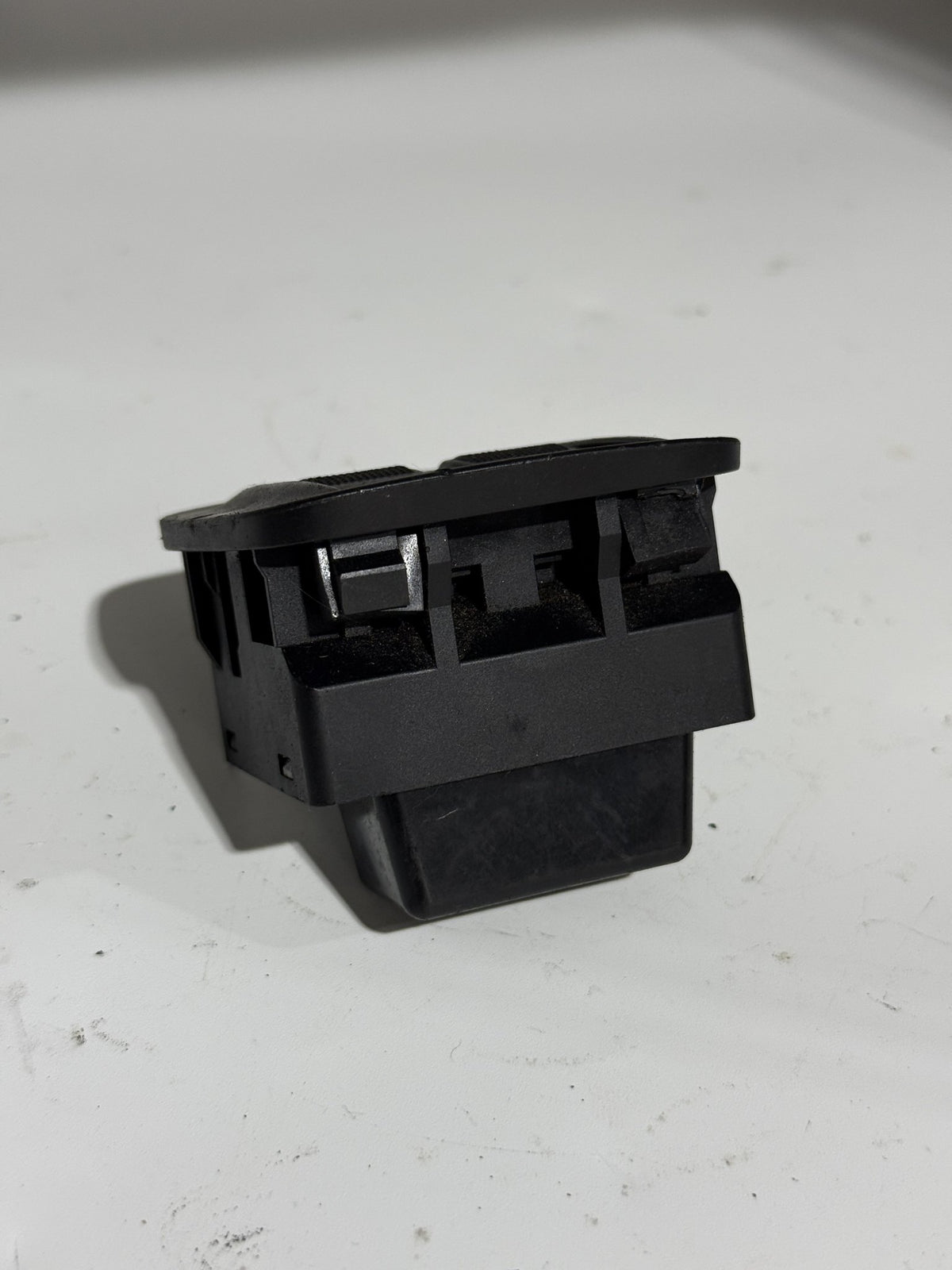 Power Window Switch for Mazda MX-5 NB 1998–2005 – MX00080 photo 2