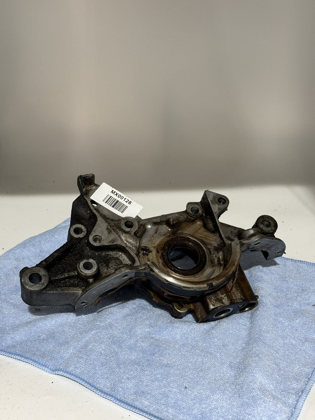 1.6 Oil Pump for Mazda MX-5 NA6 1989–1993 – MX00128 photo 1