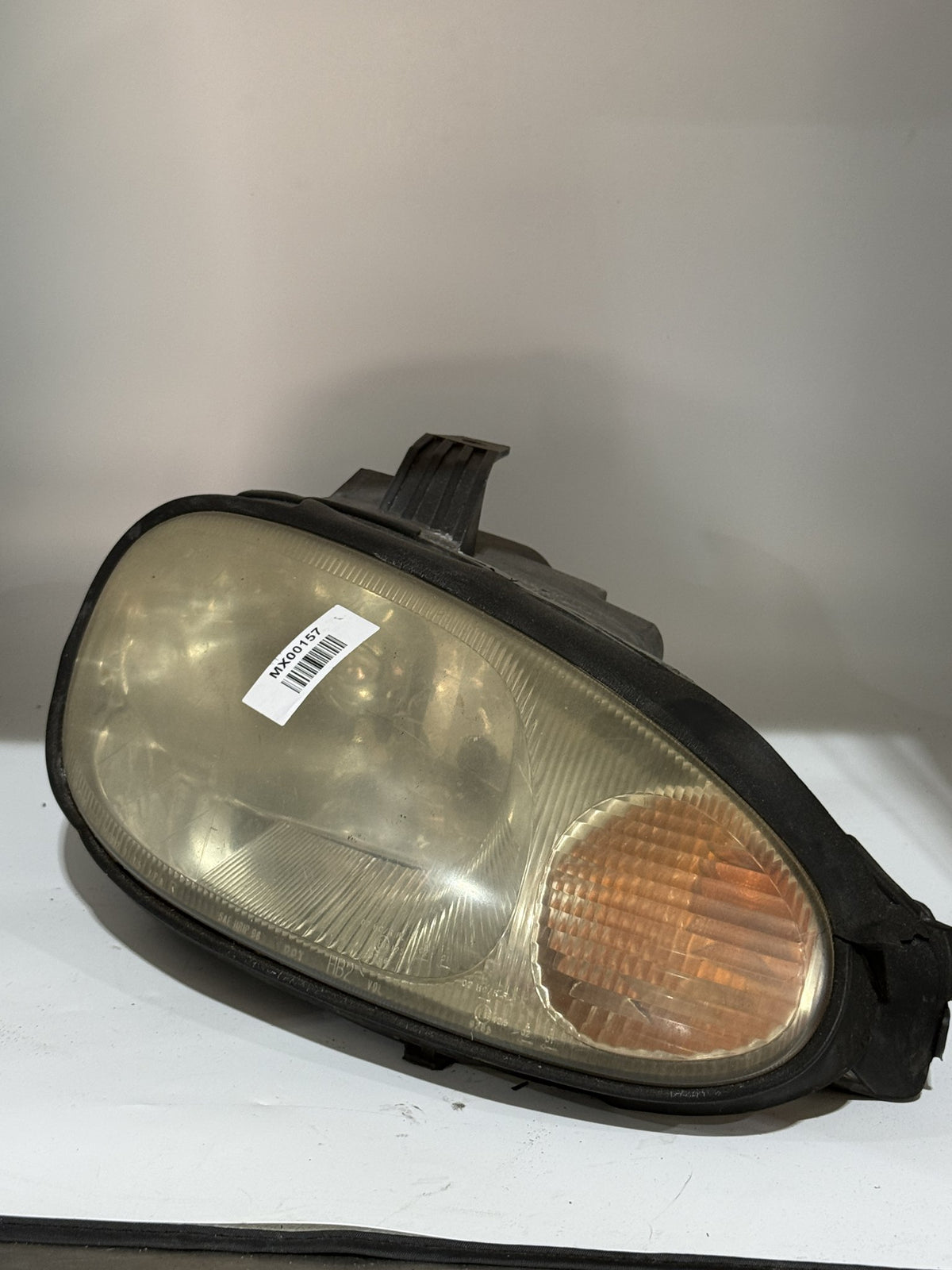 Passenger Side Headlight (LH) for Mazda MX-5 NB 1998–2005 – MX00157 photo 1