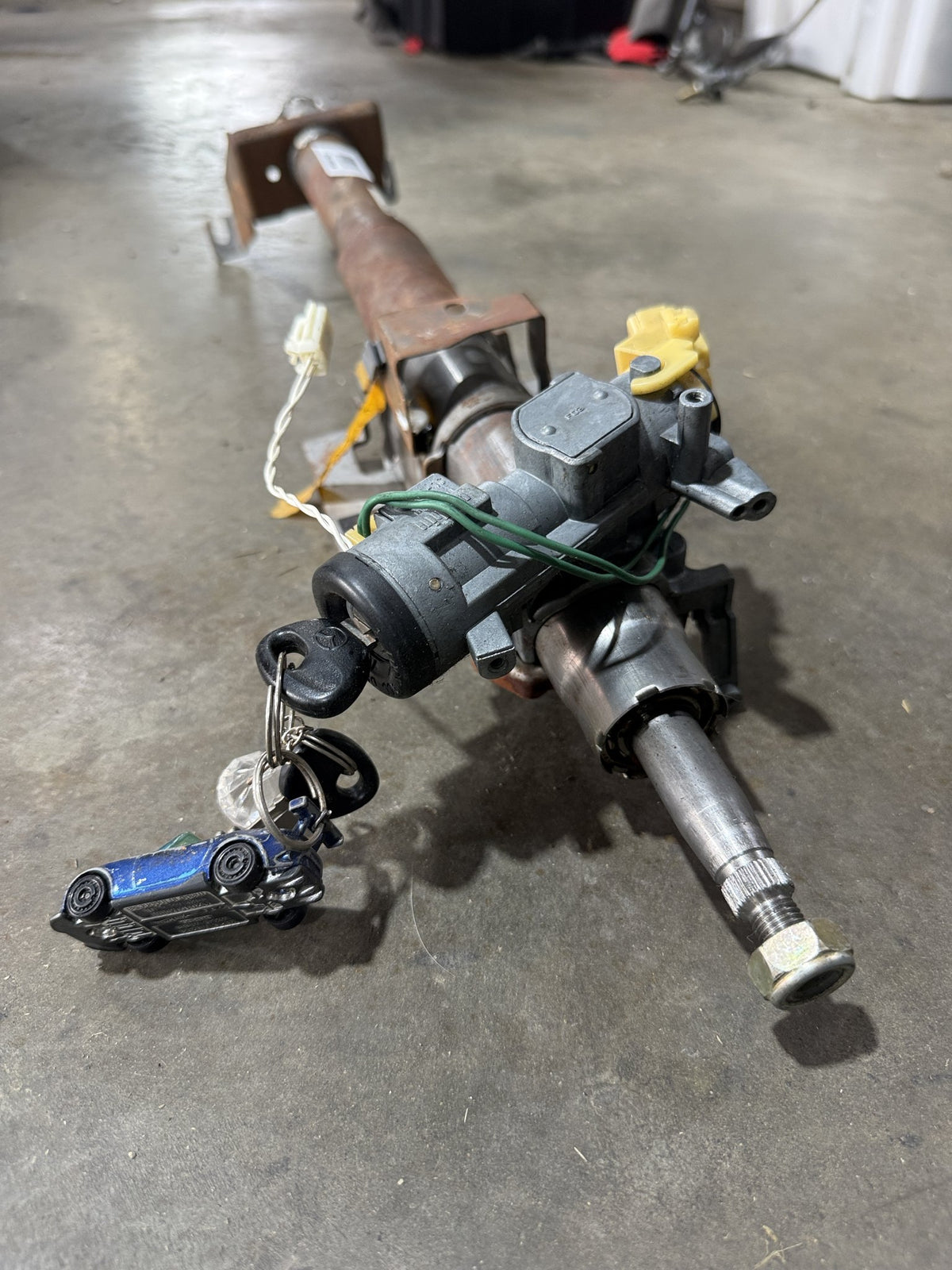 Steering Column & Shaft with Key Barrel & Key for Mazda MX-5 NB1 1998–2000 – MX00162 photo 2