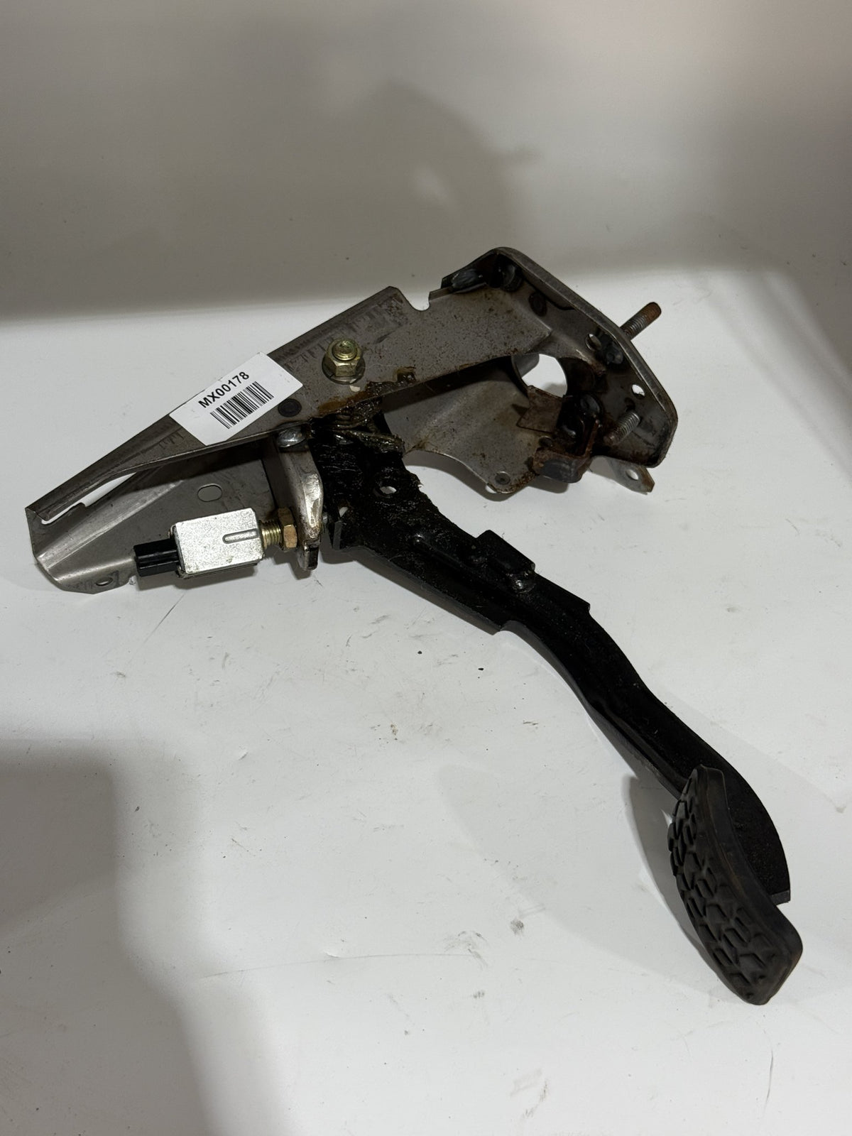 Clutch Pedal with Sensor for Mazda MX-5 NA/NB 1989–2005 – MX00178 photo 1
