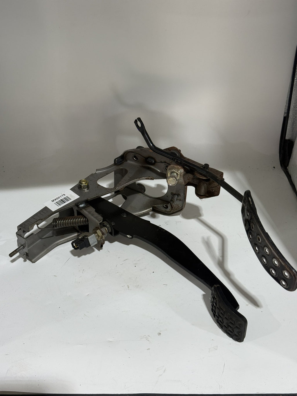 Pedal Box – Brake & Accelerator with Sensors (Manual) for Mazda MX-5 NA/NB 1989–2005 – MX00179 photo 1
