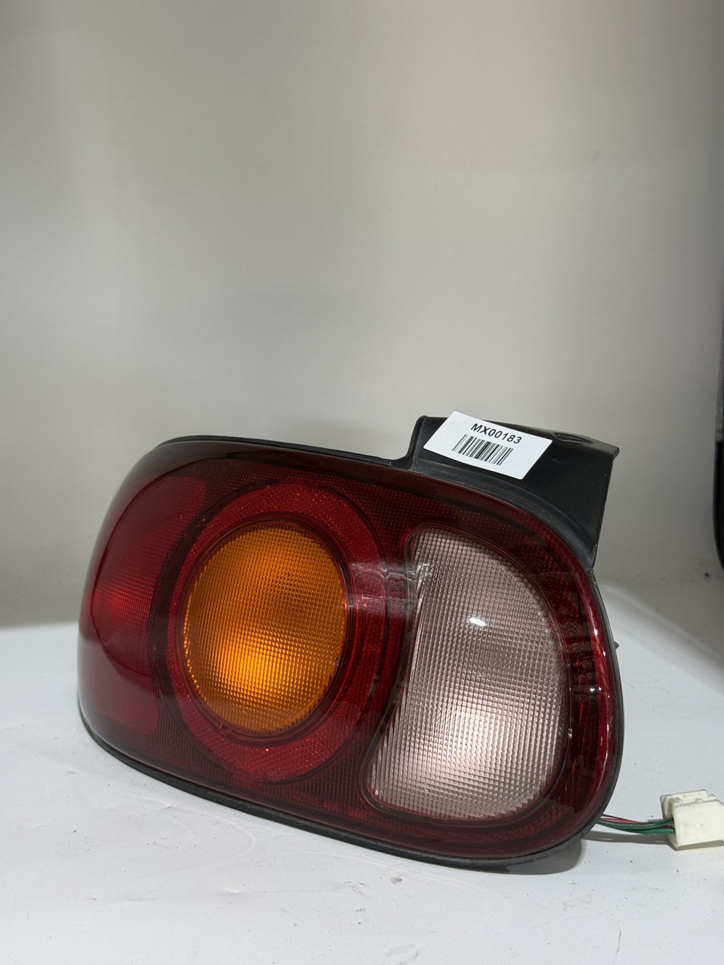 Tail Light – Passenger Side (LH) for Mazda MX-5 NB 1998–2005 – MX00183 photo 1